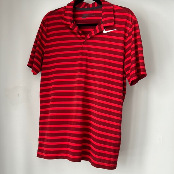 Men’s Nike golf shirt - Picture 1 of 3